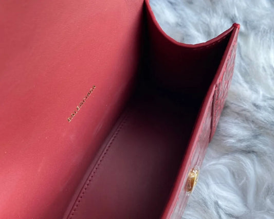 Red Croc-Embossed Hourglass Mini Bag – Textured Leather