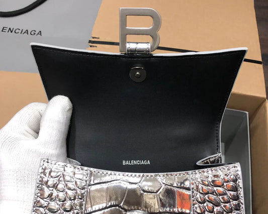 Structured Silver Croc-Embossed Mini Handbag – Metallic Tone